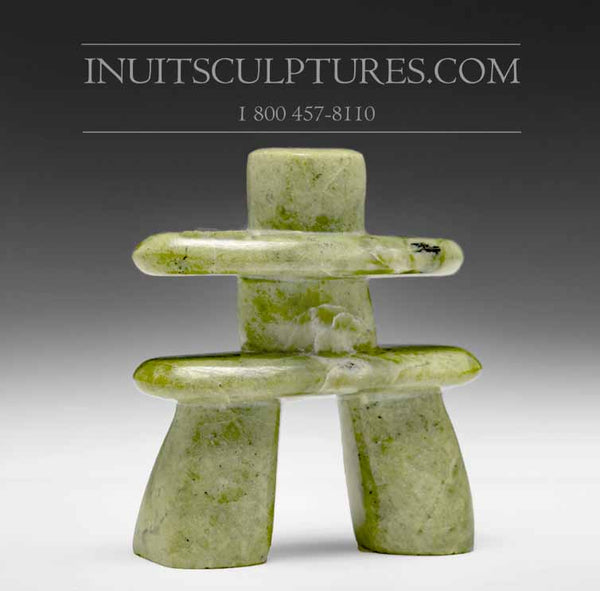Inukshuk de couleur pâle de 5 po par Alex Lyta